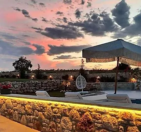 Anna Mare Luxury